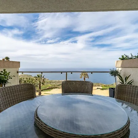 Apartman Hal-saghtrija - Sea Views And Pool Żebbuġ