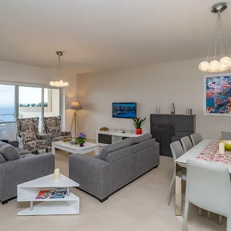 Hal-saghtrija - Sea Views And Pool Apartman Żebbuġ