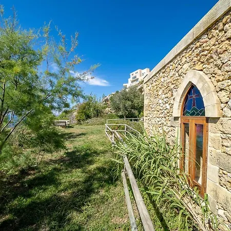 Hal-saghtrija - Sea Views And Pool